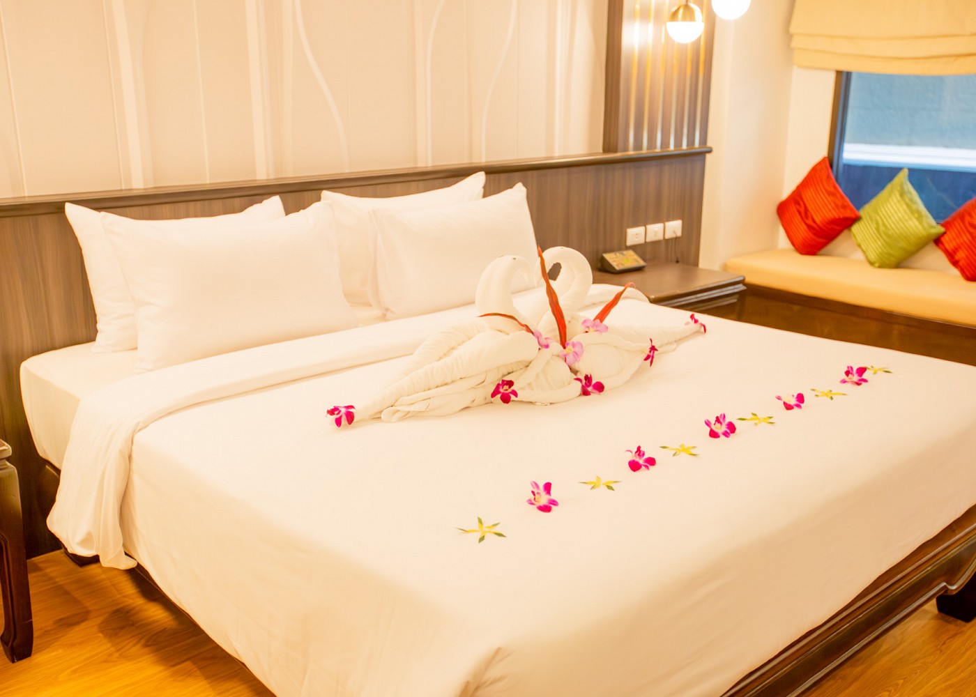 Deluxe Outdoor Jacuzzi